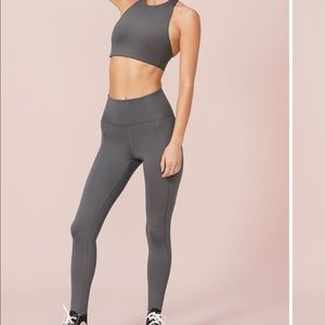 Girlfriend Collective Bra, Leggings, scrunchie
